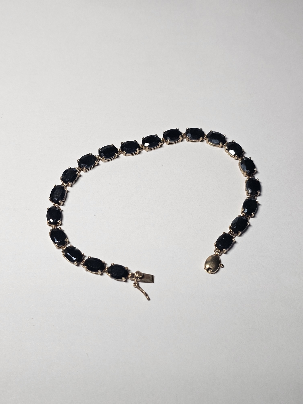 10k Gold Tennis Bracelet with Sapphires 7in Length